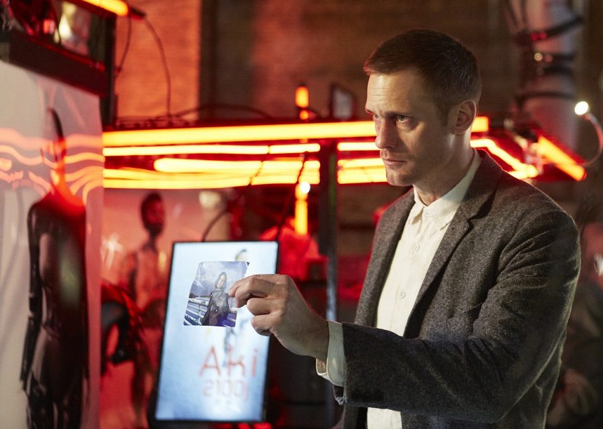 Alexander Skarsgaard in Mute