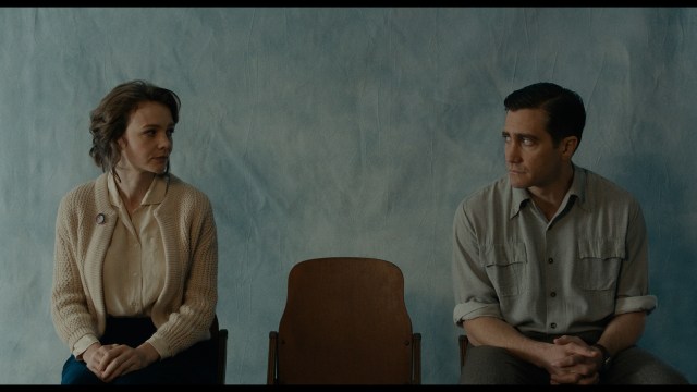 Carey Mulligan and Jake Gyllenhaal in Wildlife