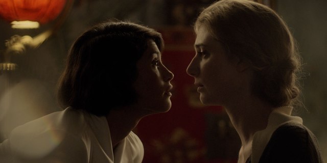 Gemma Arterton and Elizabeth Debicki in Vita & Virginia