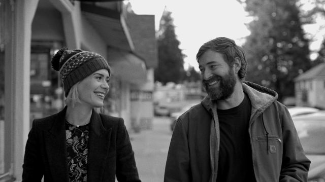 Sarah Paulson and Mark Duplass in Blue Jay