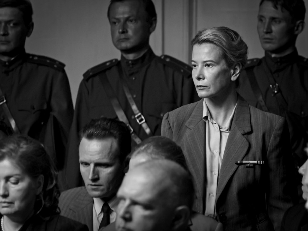 Yuliya Vysotskaya in Dear Comrades