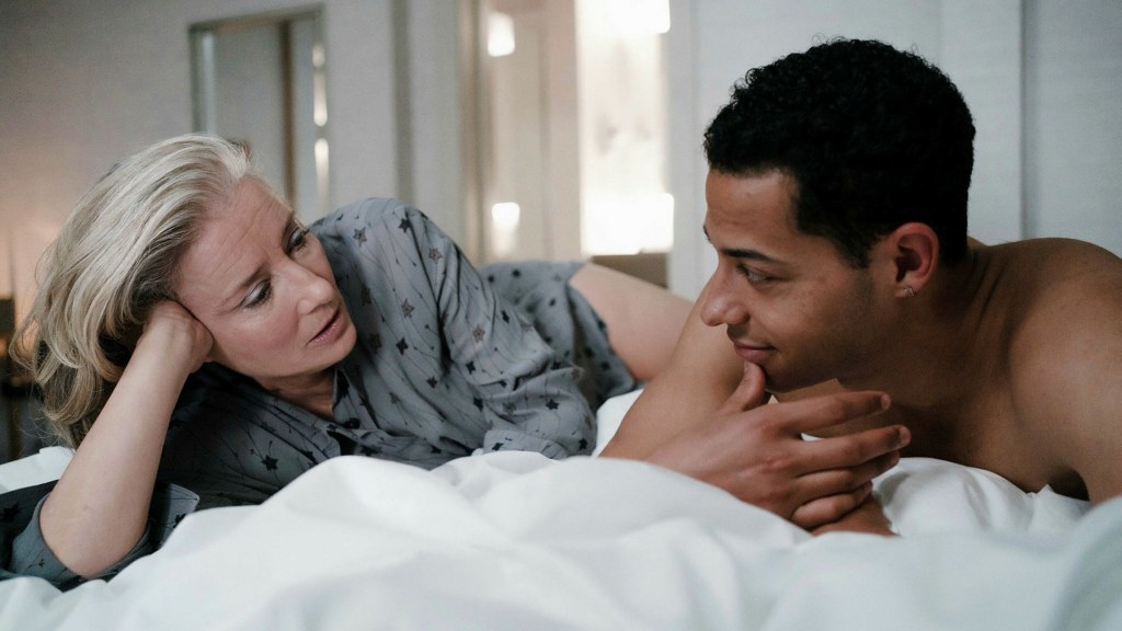 Emma Thompson and Daryl McCormack in Good Luck to You, Leo Grande