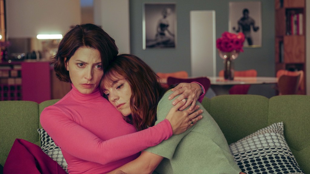 Bárbara Lennie and Victoria Luengo in Bitter Christmas